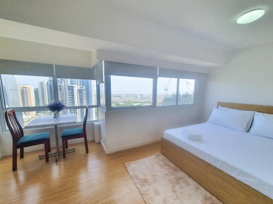 Bgc Taguig Cozy 2 Bedroom Loft, With Stunning Bgc Skyline View! Manila Exterior foto